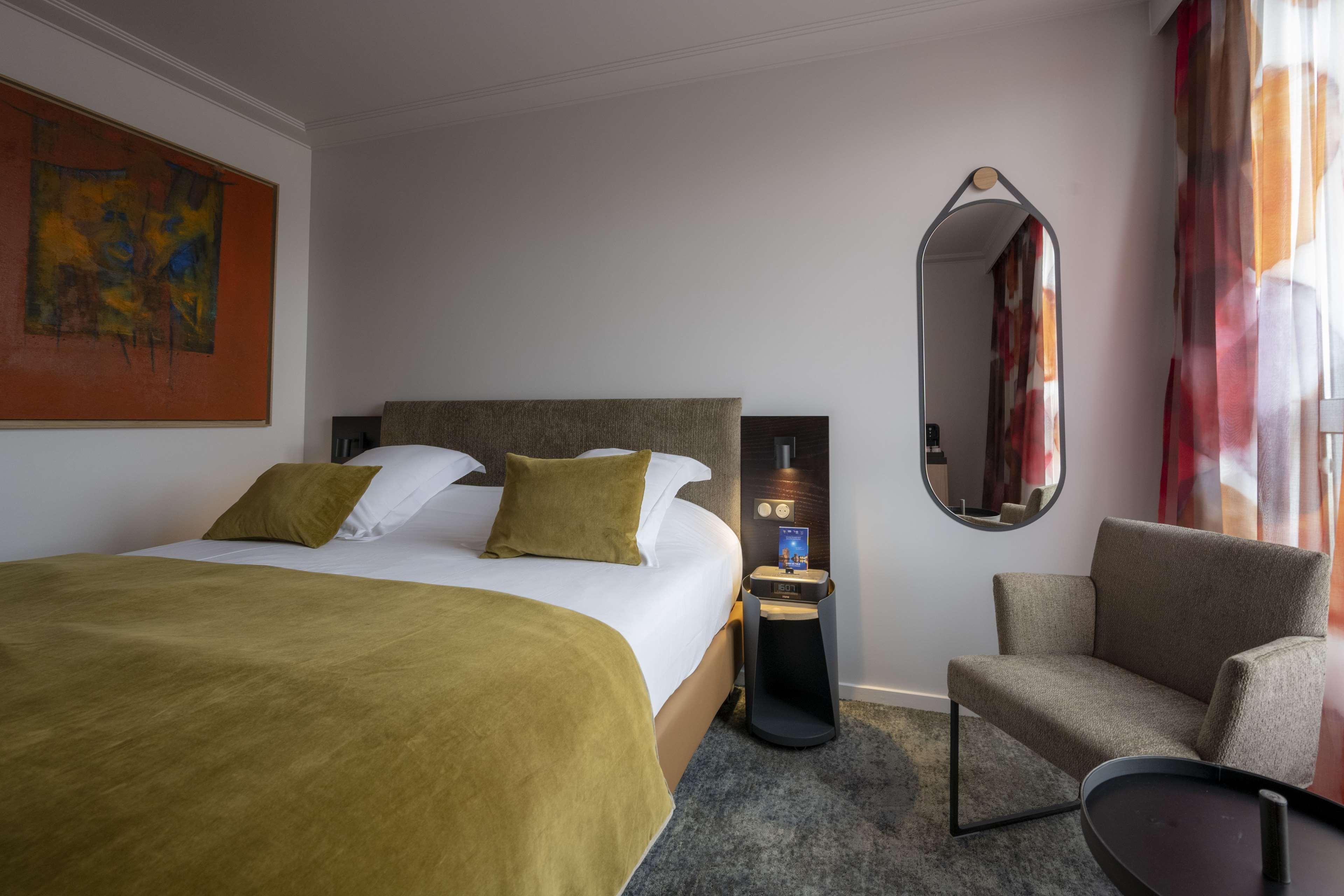 Le Masq Western Premier Hotel 4*