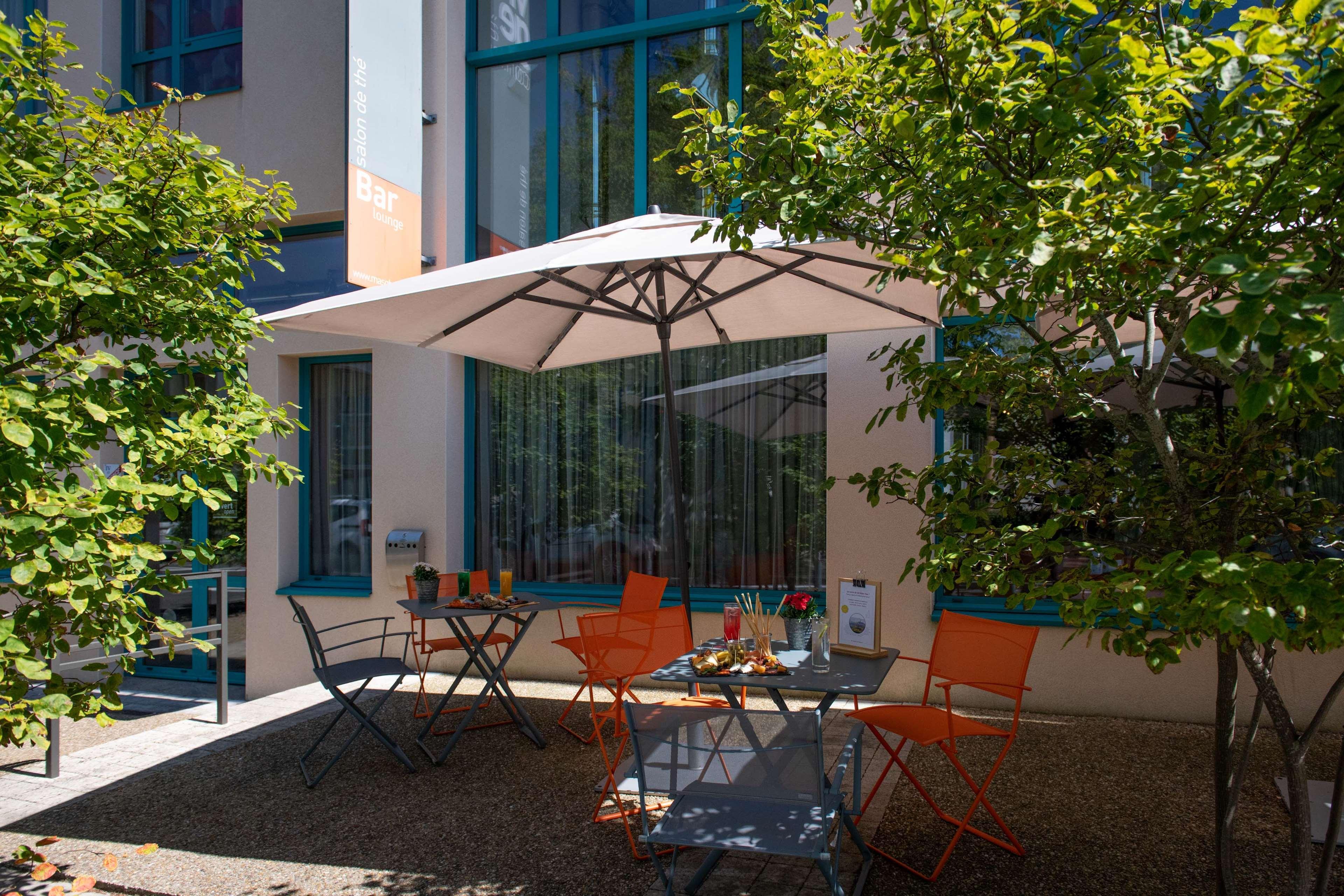 Le Masq Western Premier Hotel